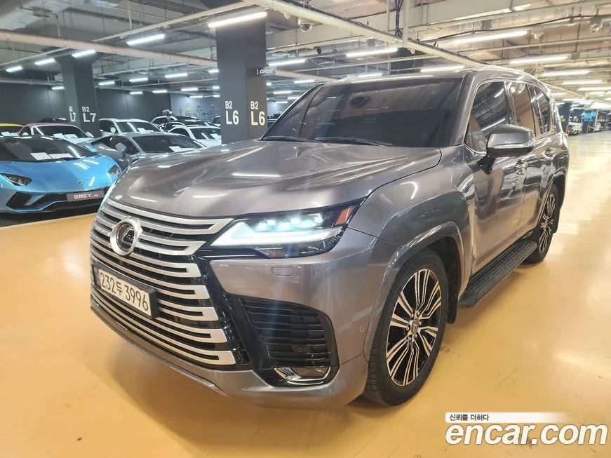 Lexus LX — фото 2