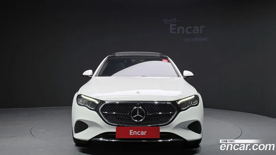 Mercedes-Benz E-Class — фото 3