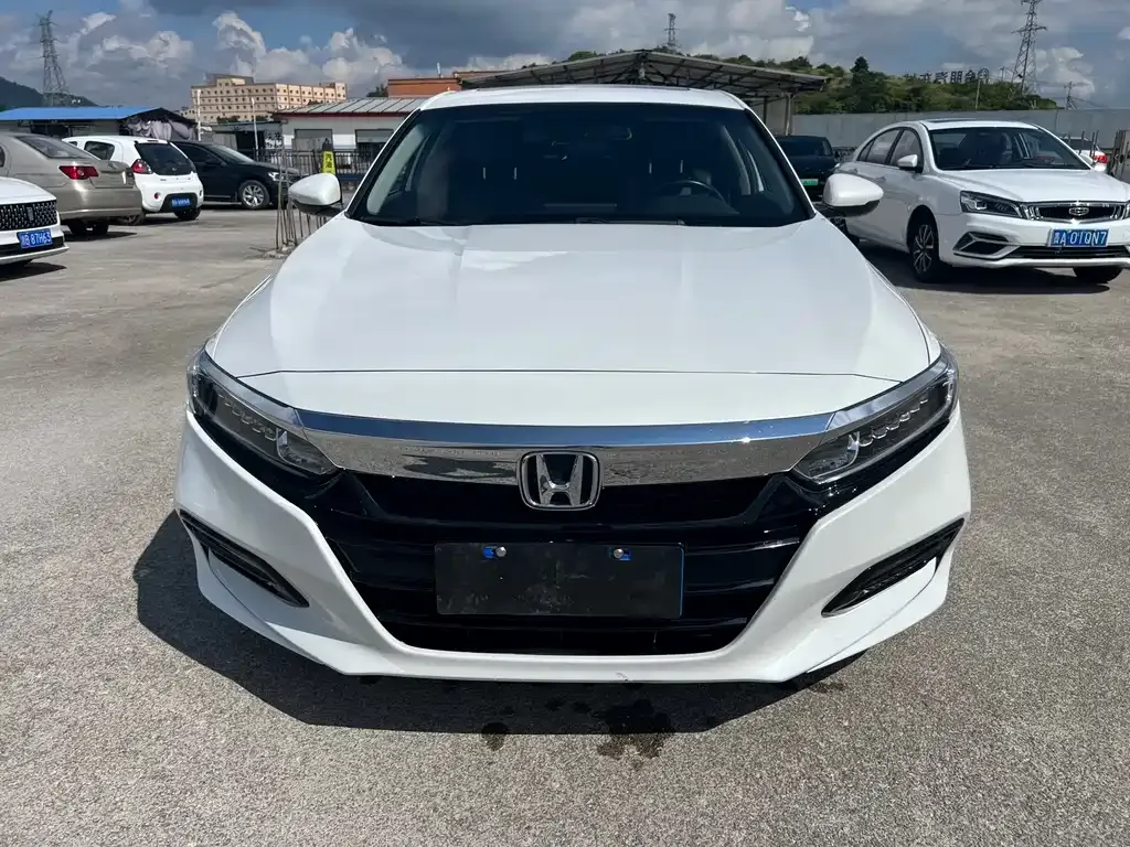 Honda Accord — фото 2