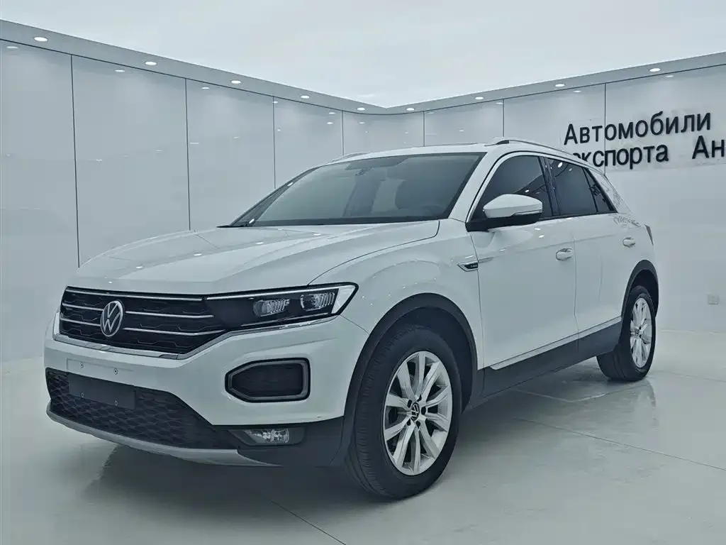 Volkswagen T-Roc — фото 1