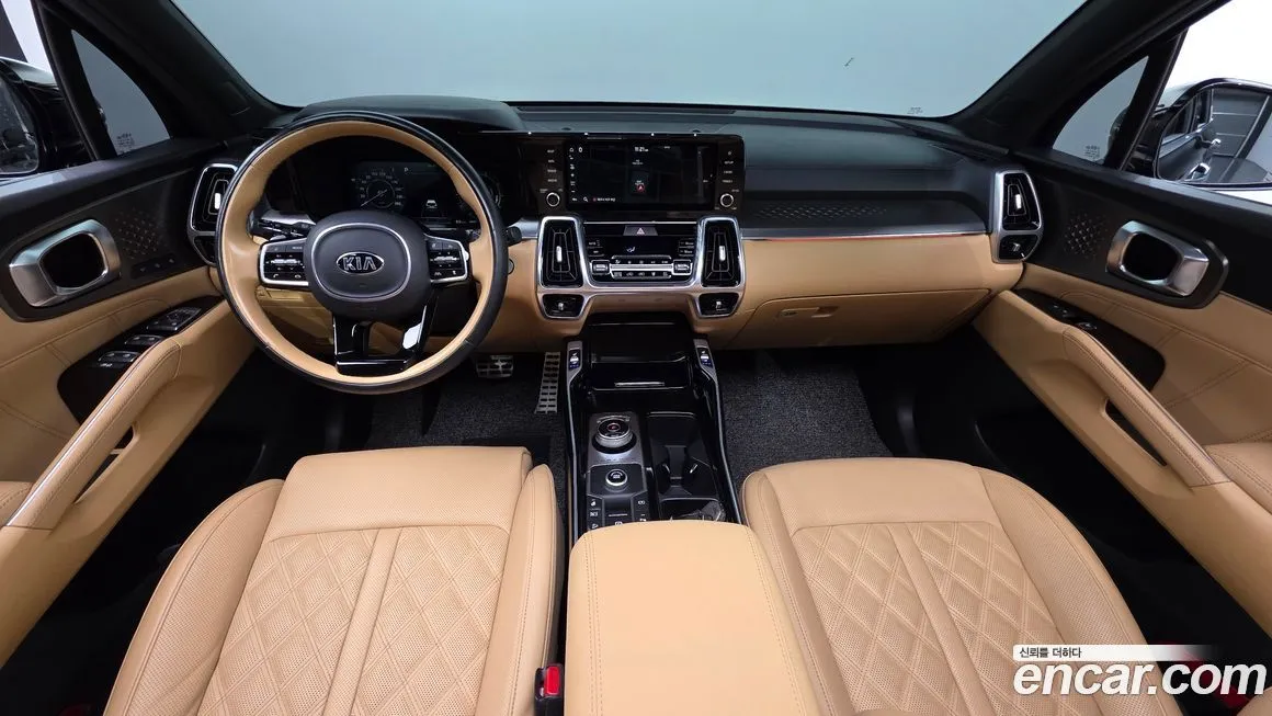 Kia Sorento — фото 7
