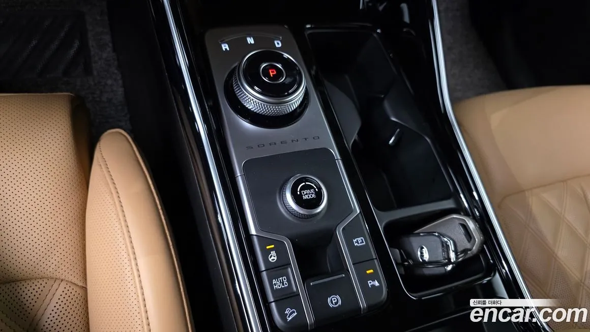 Kia Sorento — фото 9