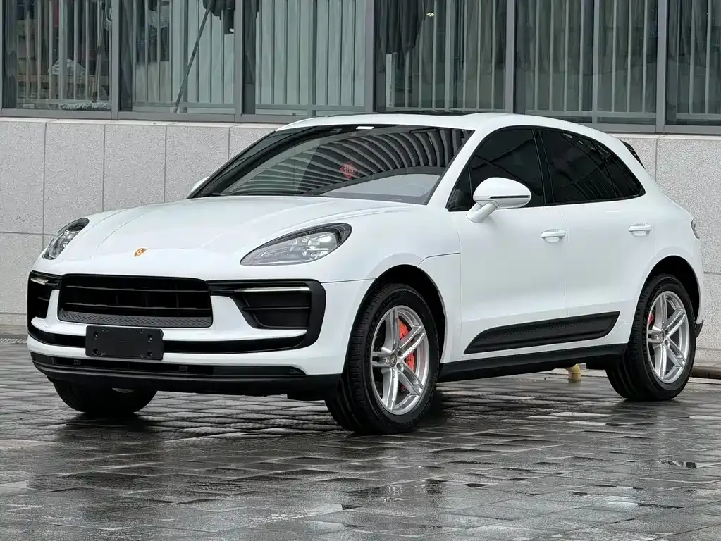 Porsche Macan — фото 1