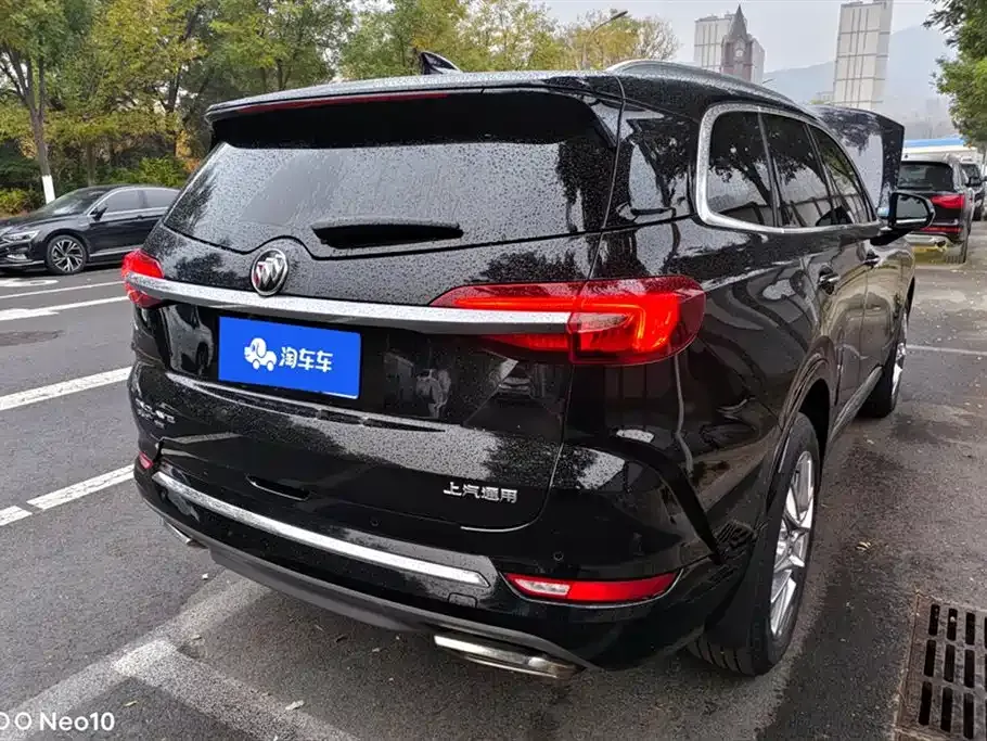 Buick Enclave — фото 3