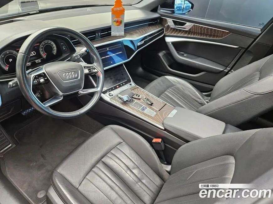 Audi A6 — фото 10