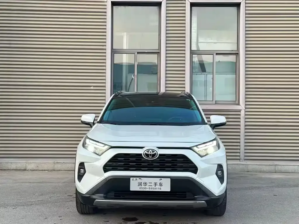 Toyota RAV4 — фото 2