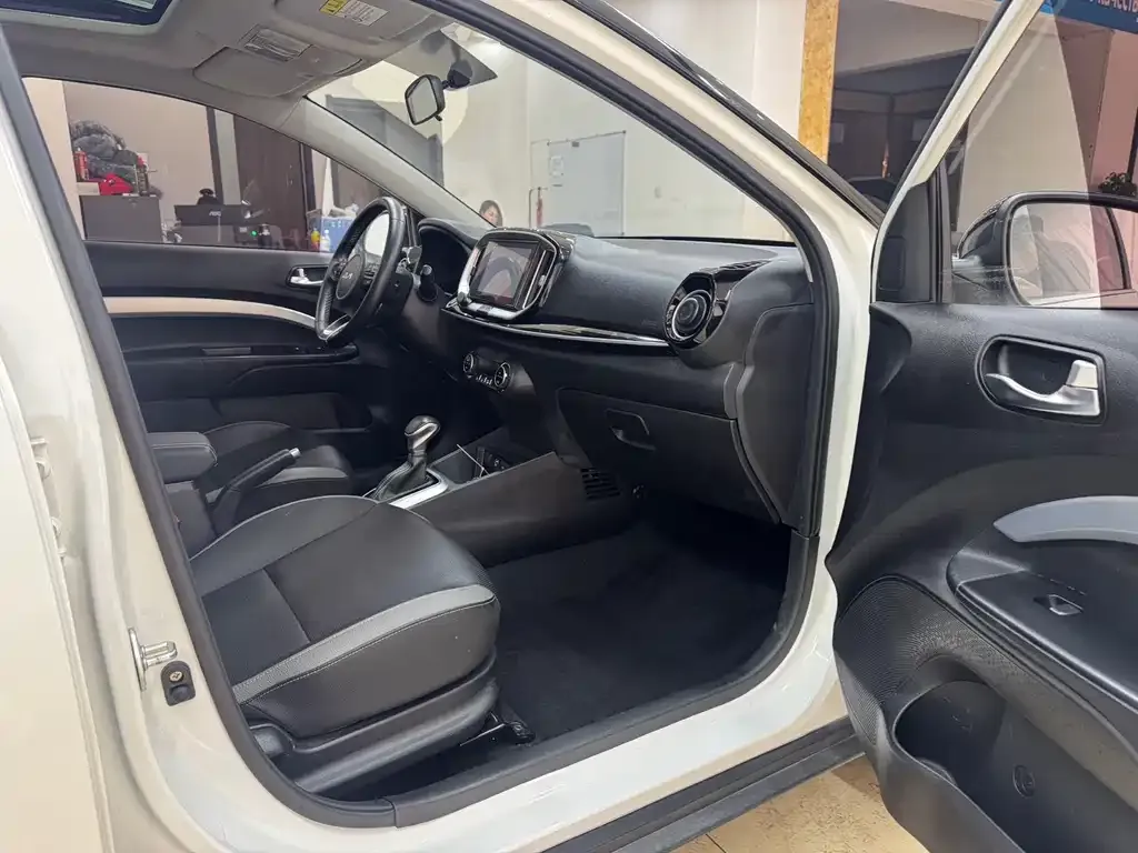 Kia KX1 — фото 10