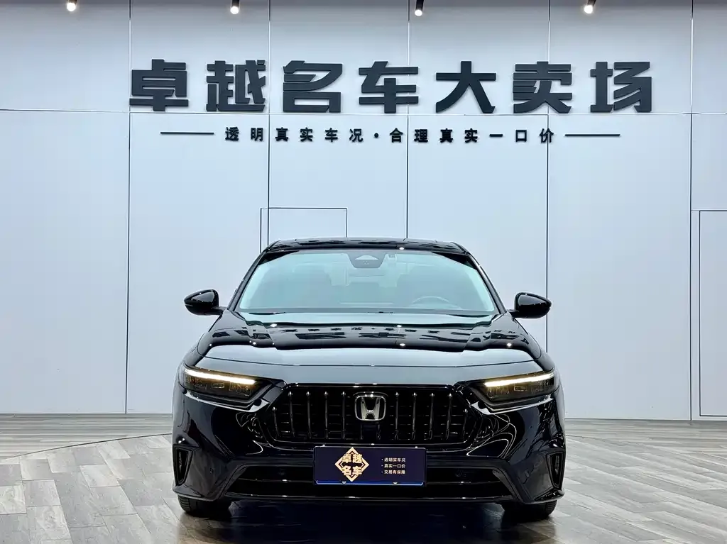 Honda Inspire — фото 1
