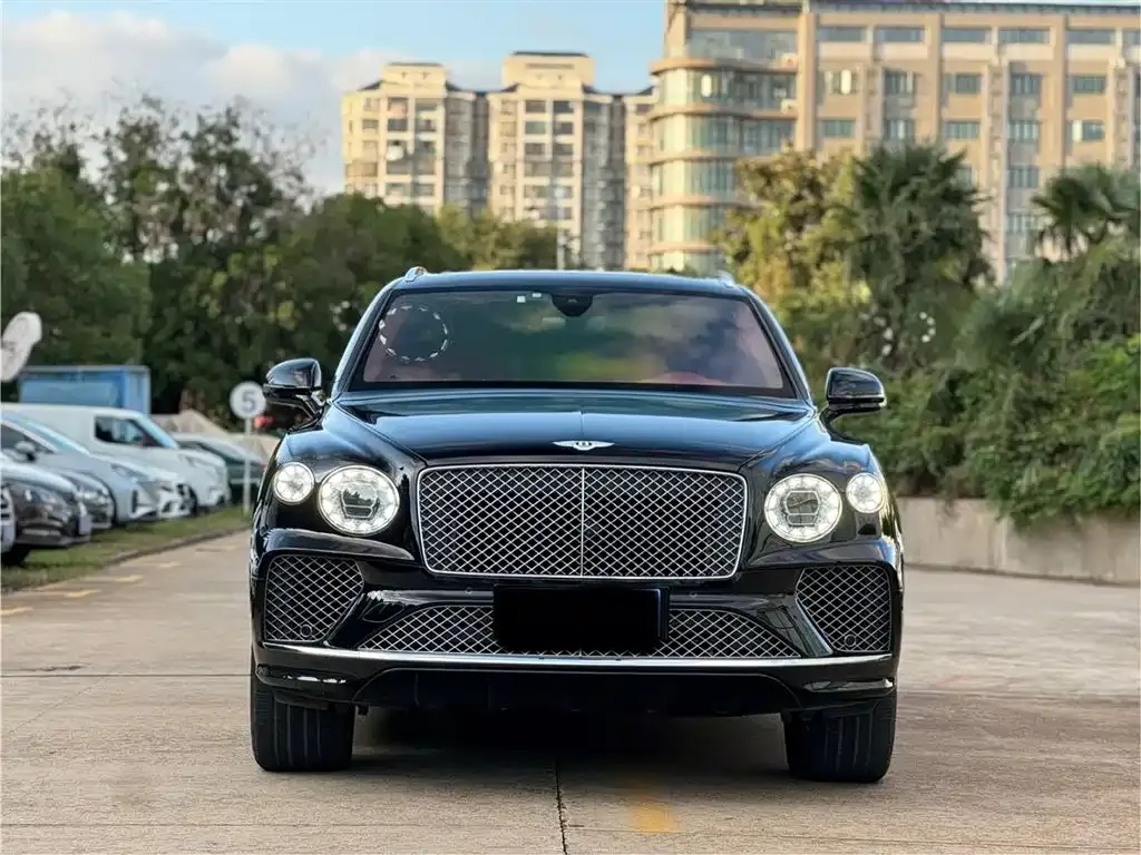 Bentley Bentayga — фото 2