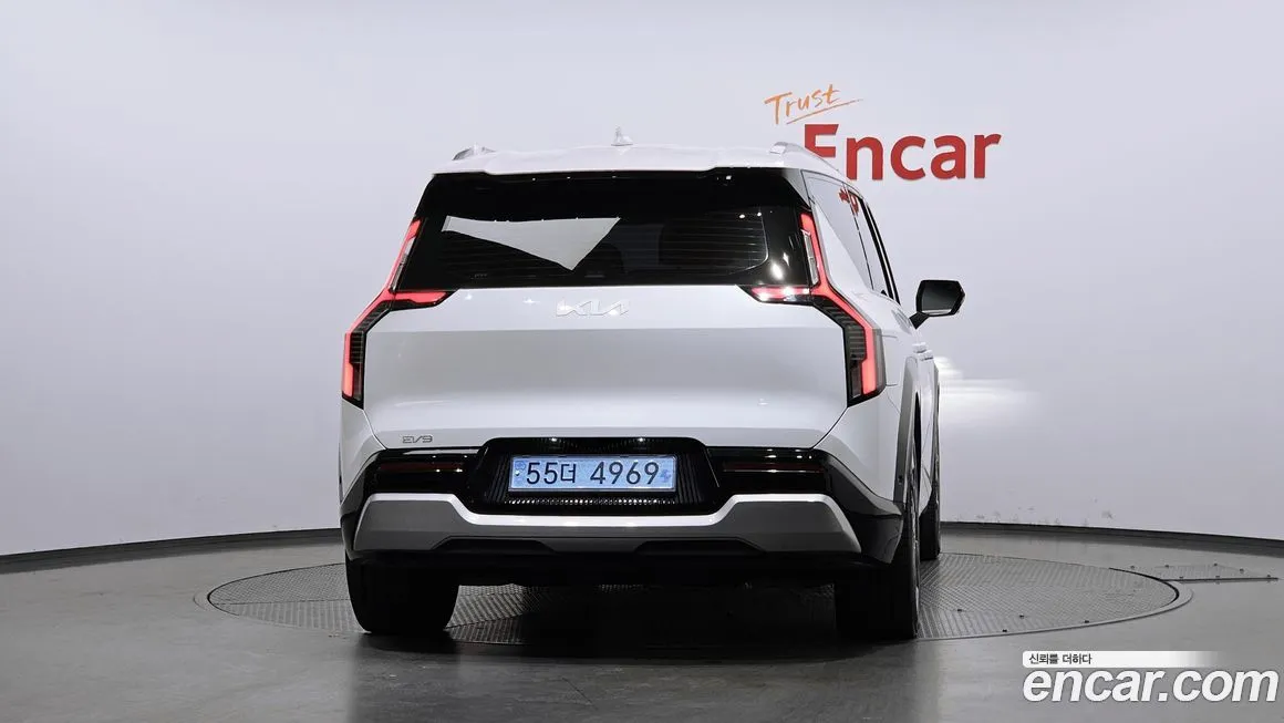 Kia EV9 — фото 4