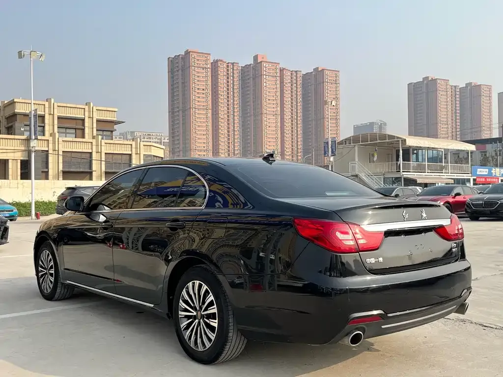 Hongqi H7 — фото 4