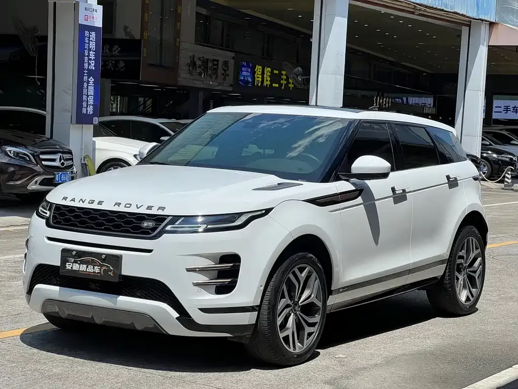 Land Rover Evoque — фото 1