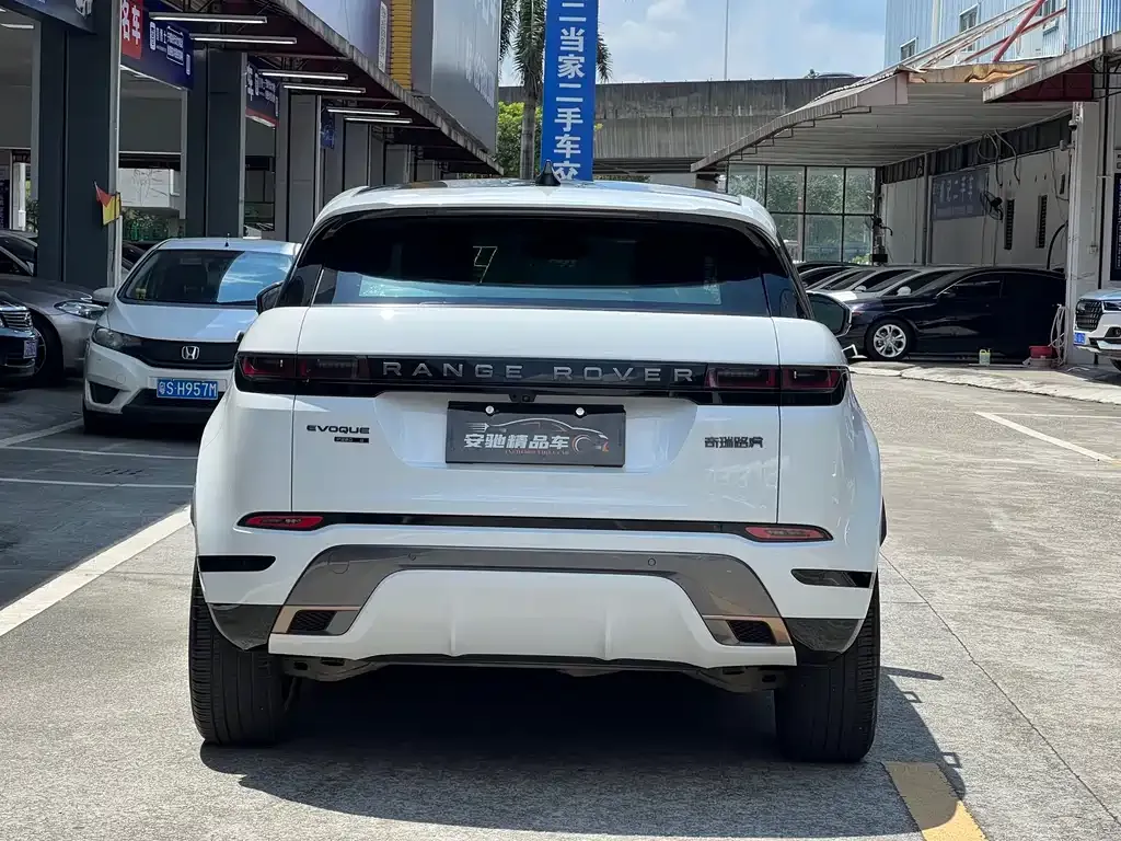 Land Rover Evoque — фото 5