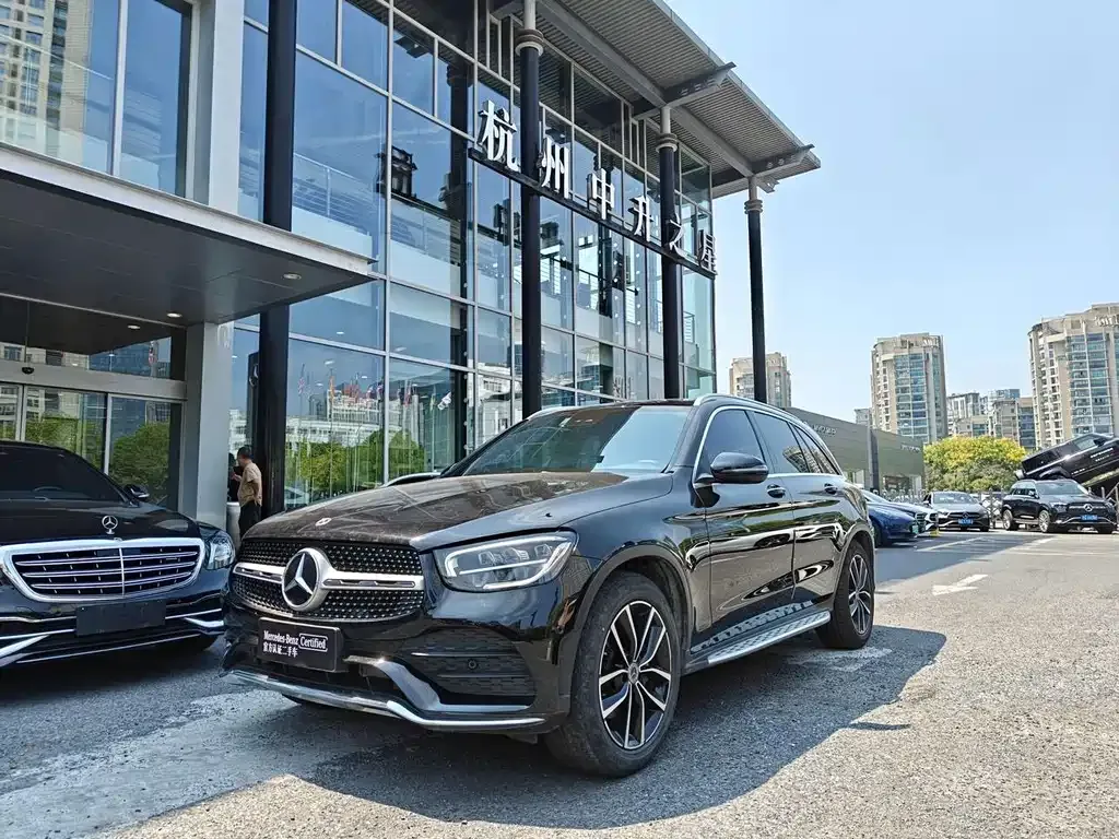 Mercedes-Benz GLC — фото 1