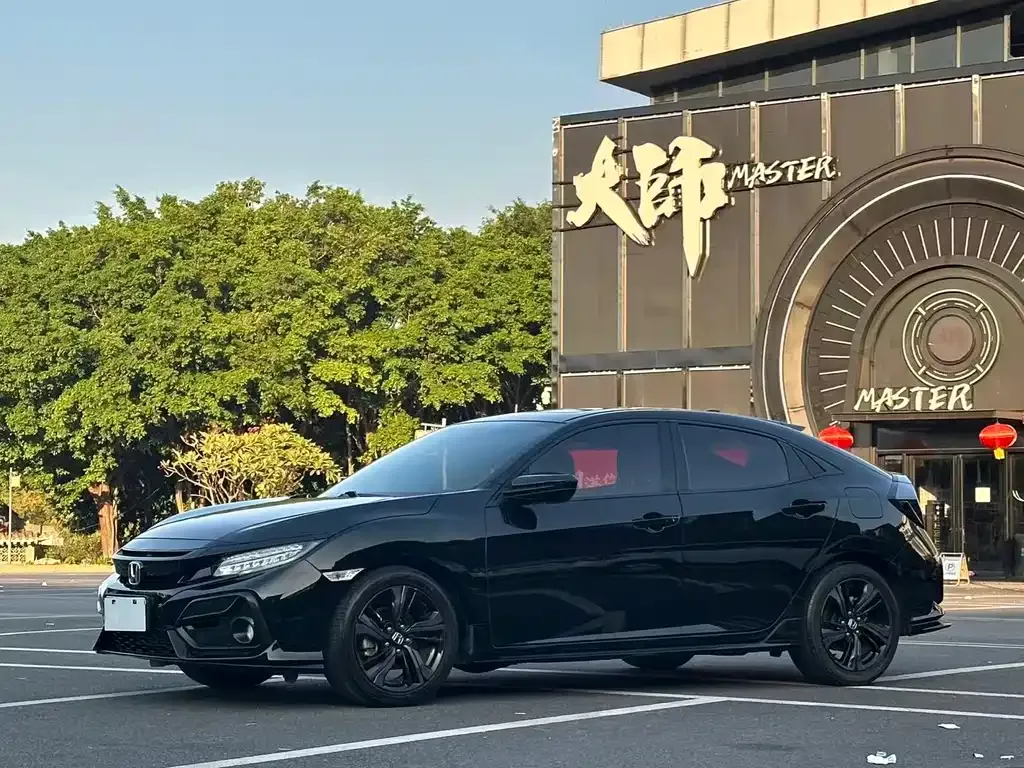 Honda Civic — фото 1