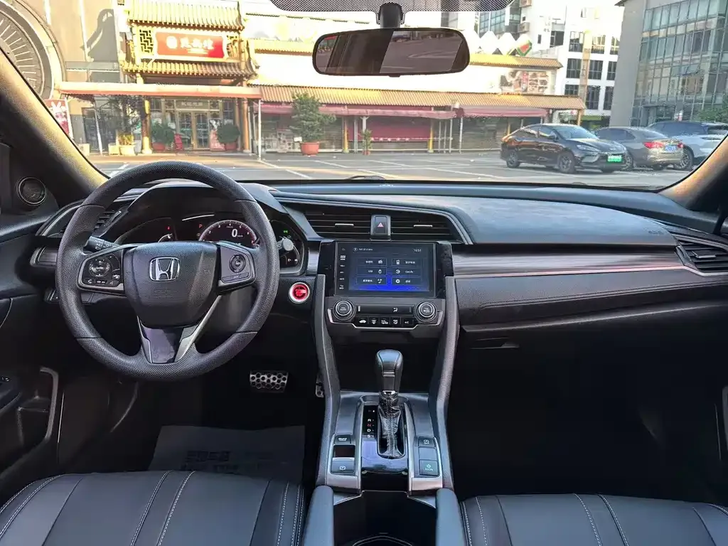 Honda Civic — фото 7