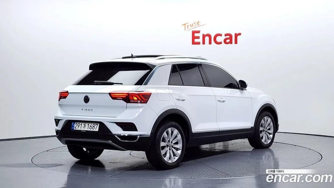 Volkswagen T-Roc — фото 2