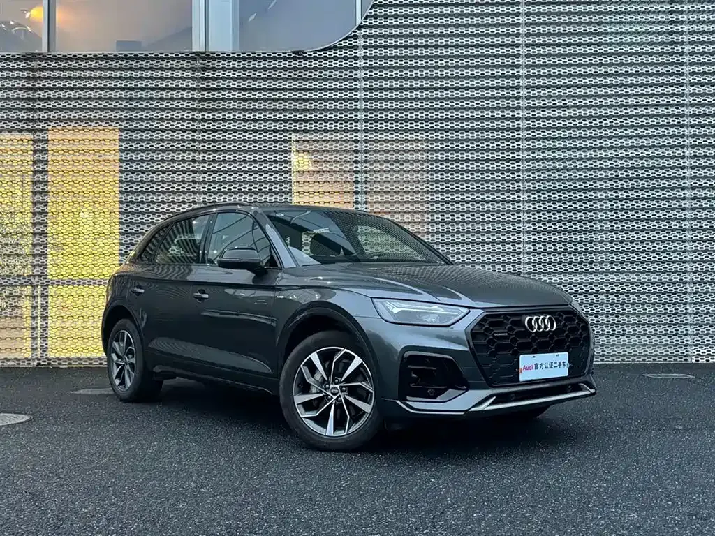 Audi Q5L — фото 3