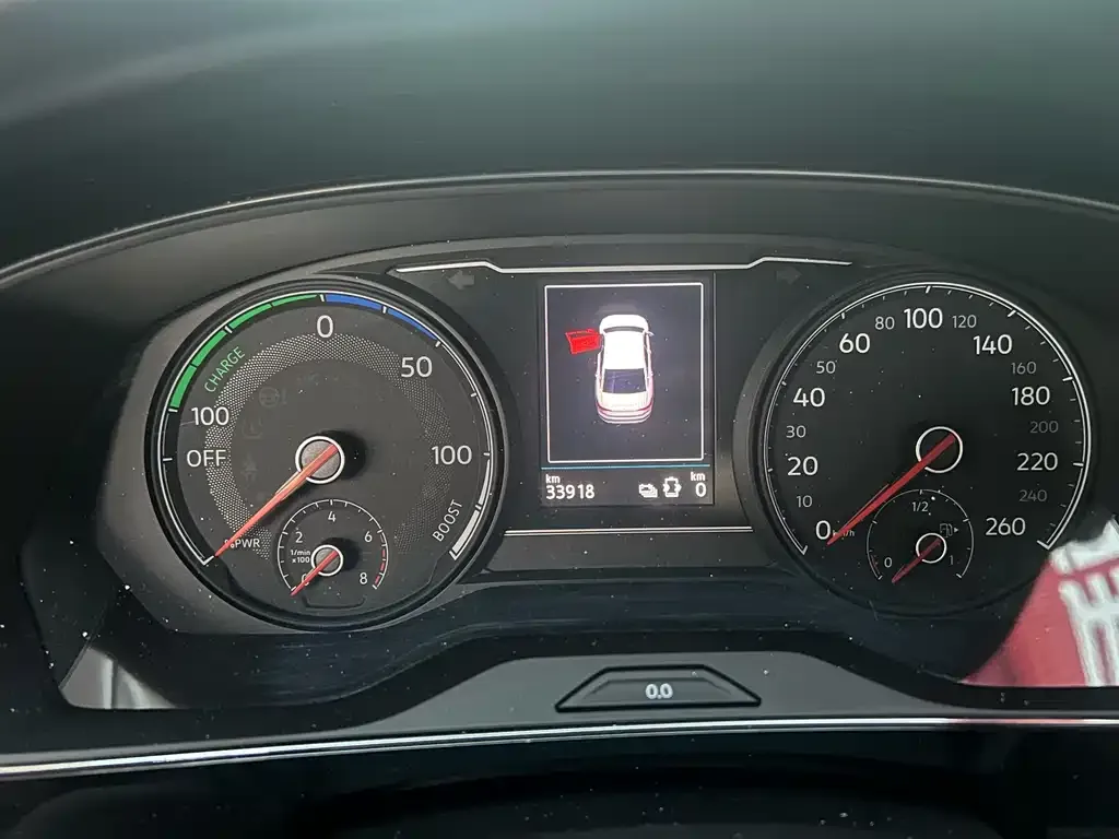 Volkswagen Passat New Energy — фото 4