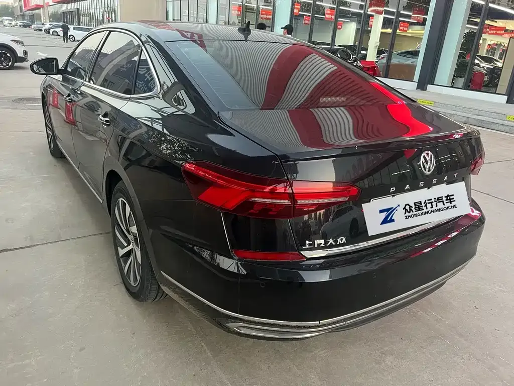 Volkswagen Passat New Energy — фото 6