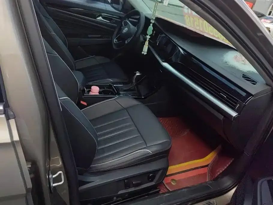 Volkswagen Passat — фото 8