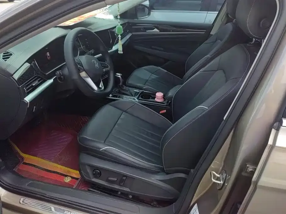 Volkswagen Passat — фото 9