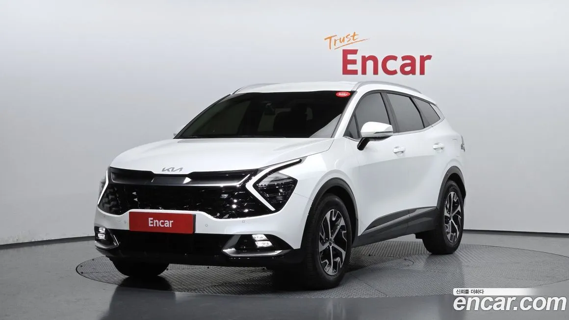 Kia Sportage — фото 1