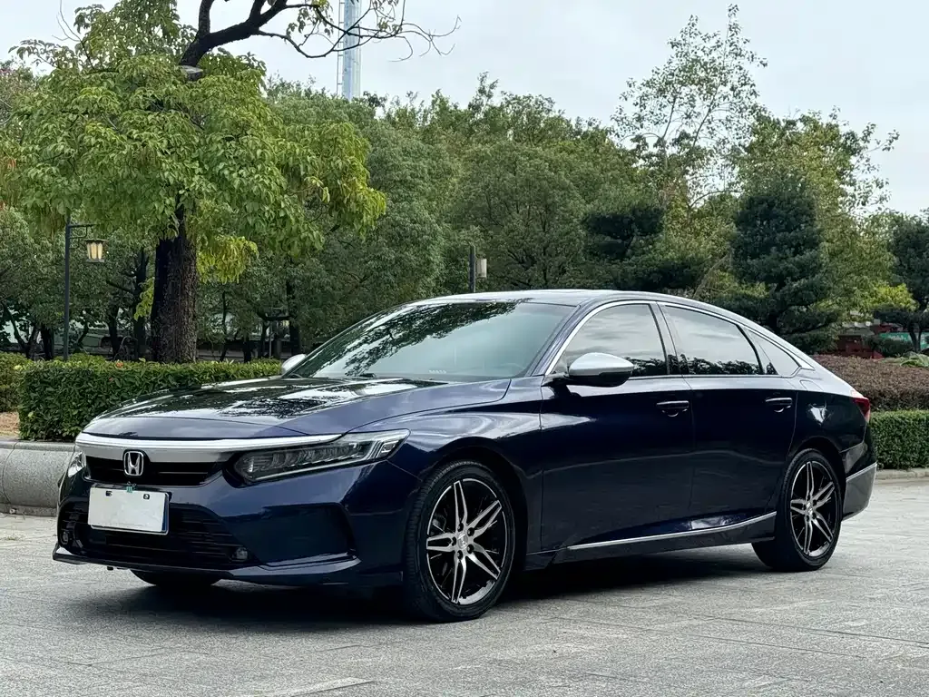 Honda Inspire — фото 1