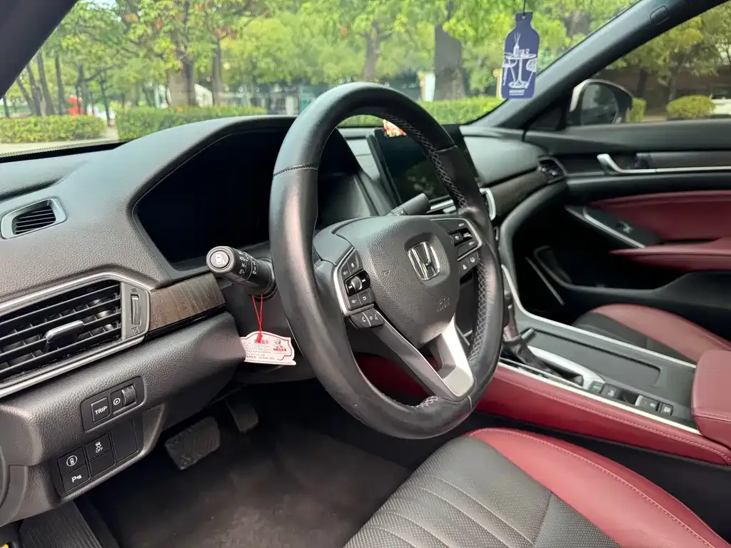 Honda Inspire — фото 9