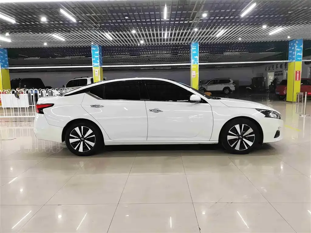 Nissan Teana — фото 7