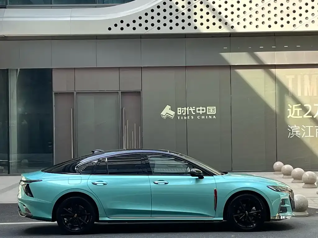Hongqi H6 — фото 10