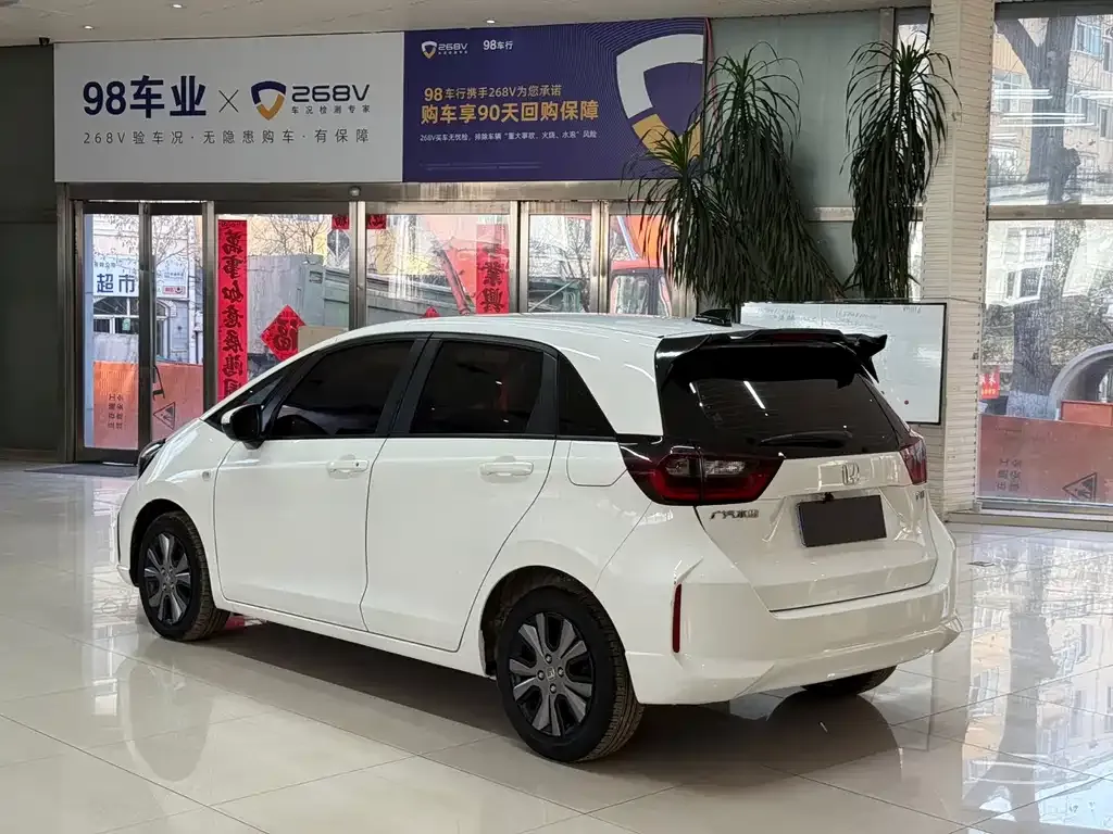 Honda Fit — фото 6