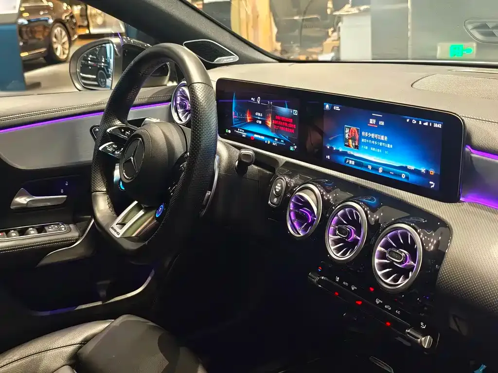 Mercedes-Benz A-Class AMG — фото 9