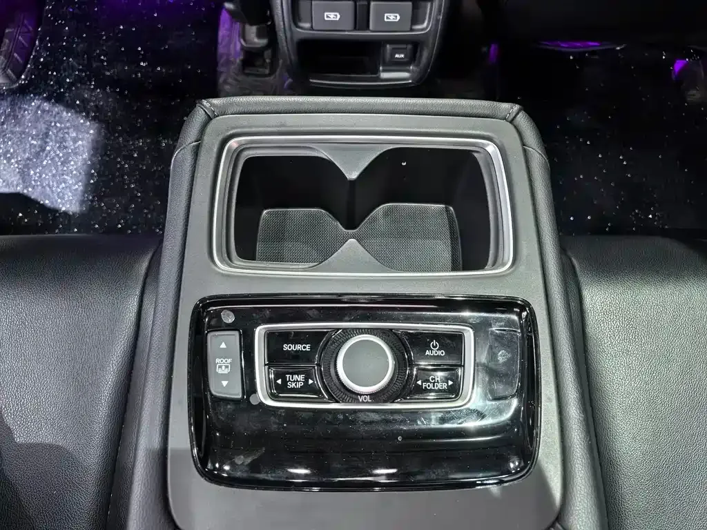 Honda Accord — фото 8