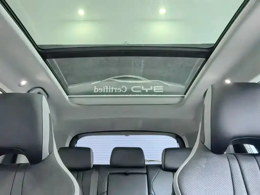 BYD Seal 05 DM-i — фото 10