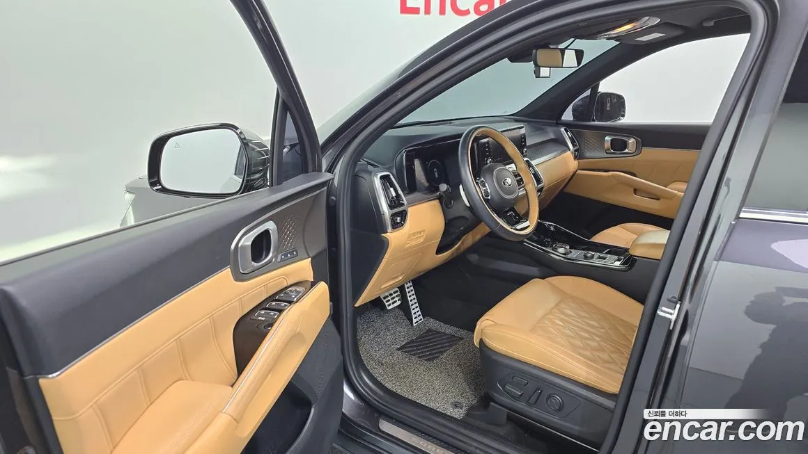 Kia Sorento — фото 10