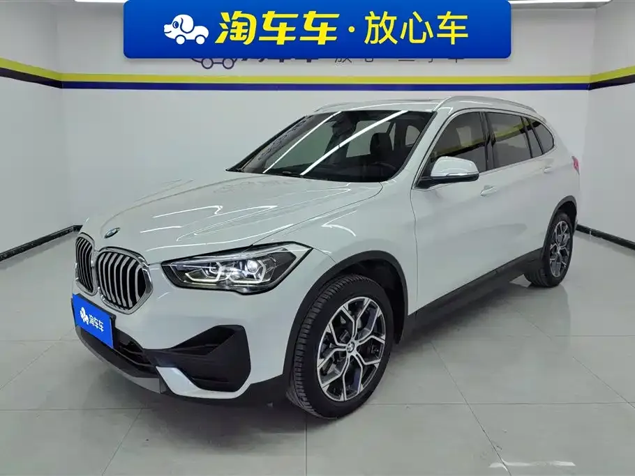 BMW X1 — фото 1