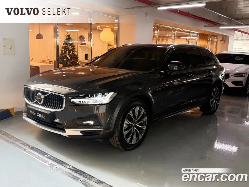 Volvo V90 — фото 1