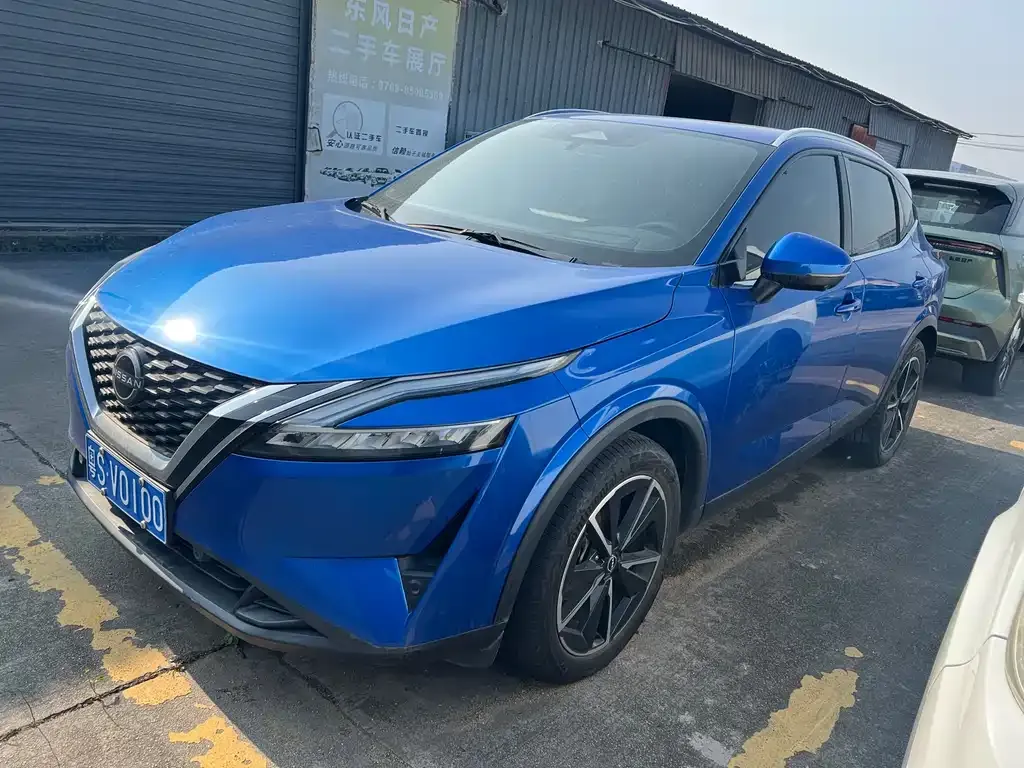 Nissan Qashqai — фото 1