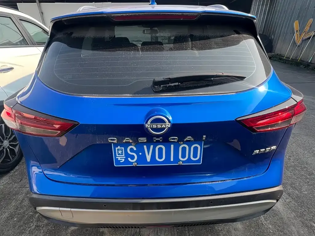 Nissan Qashqai — фото 10