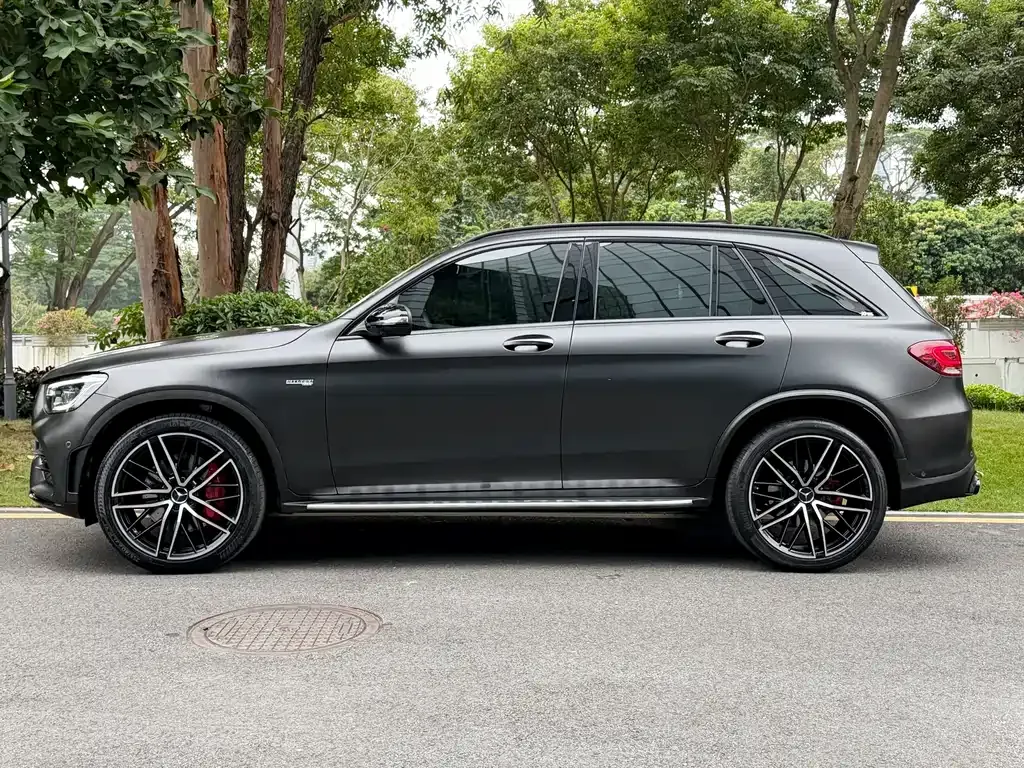 Mercedes-Benz GLC AMG — фото 5