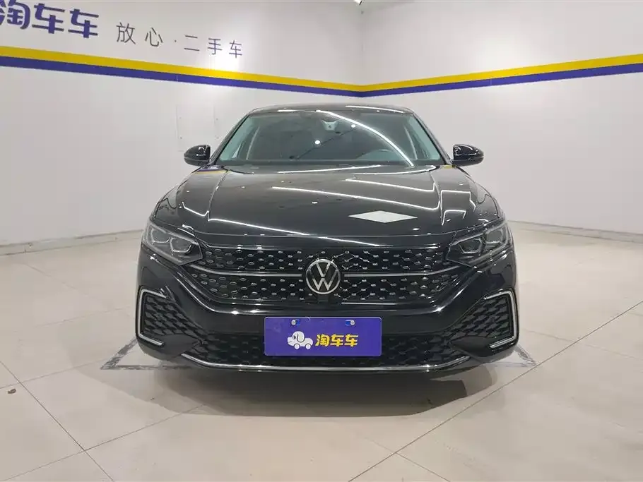 Volkswagen Passat — фото 2