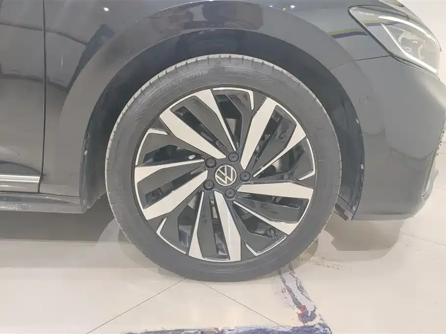 Volkswagen Passat — фото 6