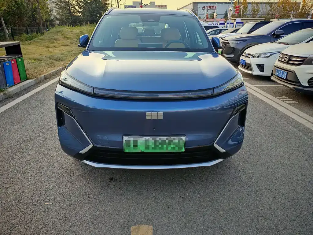 Geely 银河星舰7 — фото 2