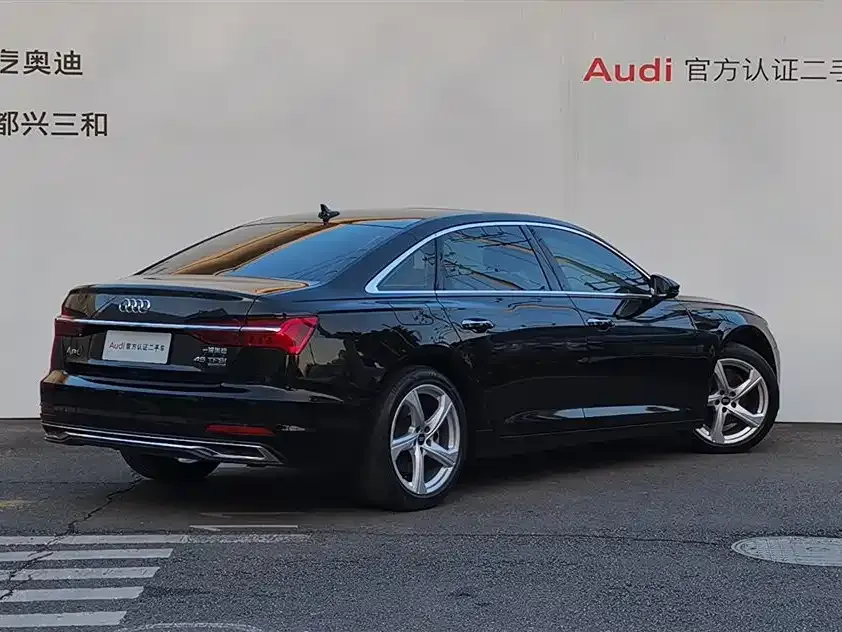Audi A6L — фото 4