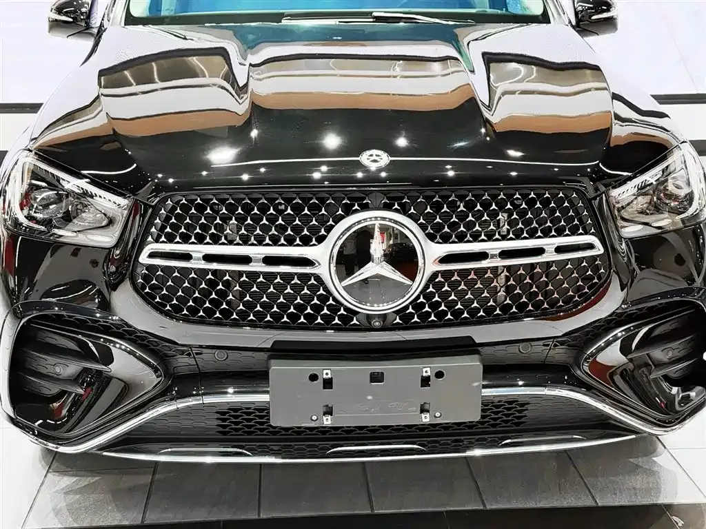 Mercedes-Benz GLE — фото 10