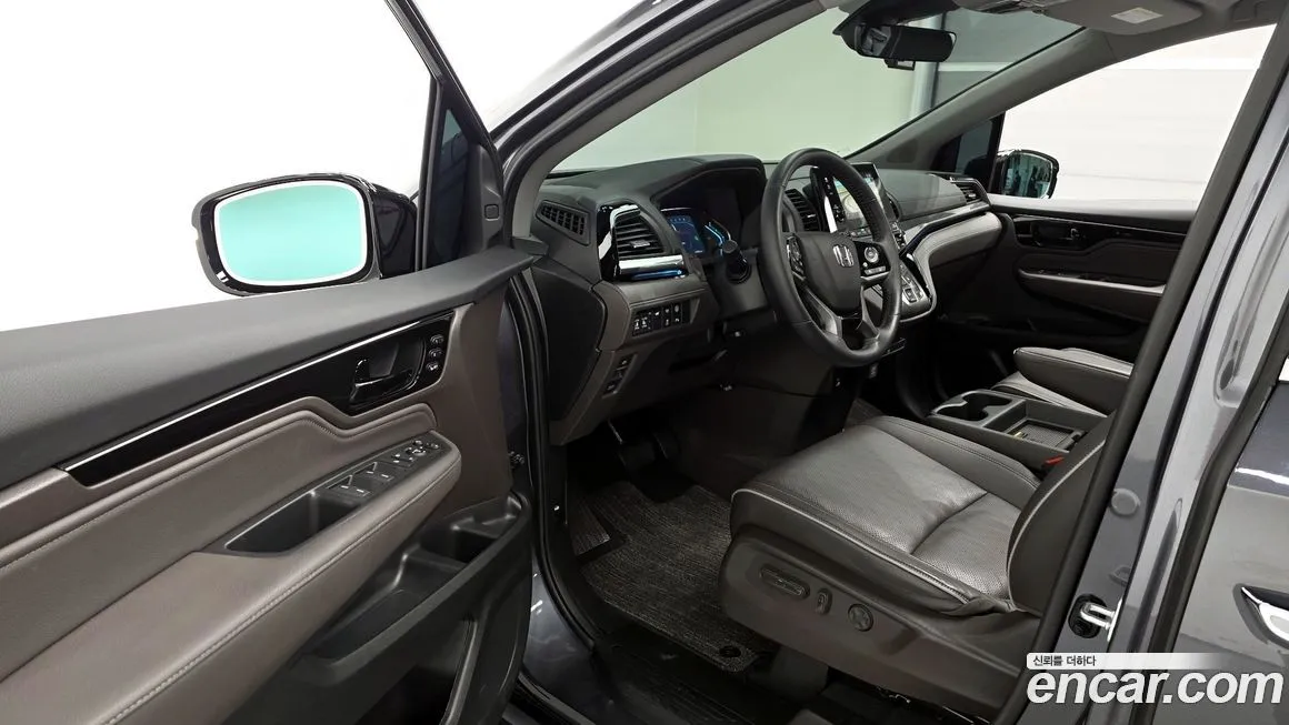 Honda Odyssey — фото 10