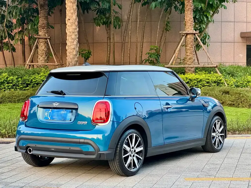 MINI Cooper (3-door) — фото 5