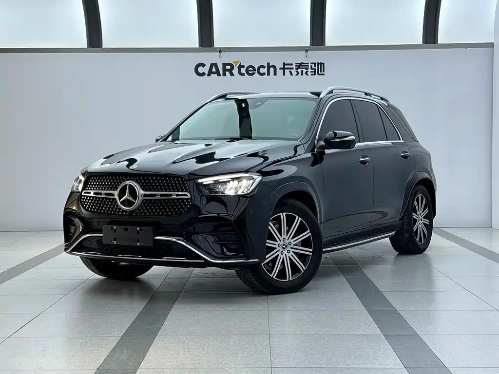 Mercedes-Benz GLE — фото 1