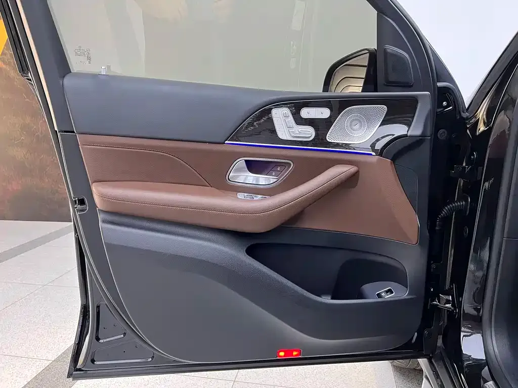 Mercedes-Benz GLE — фото 10